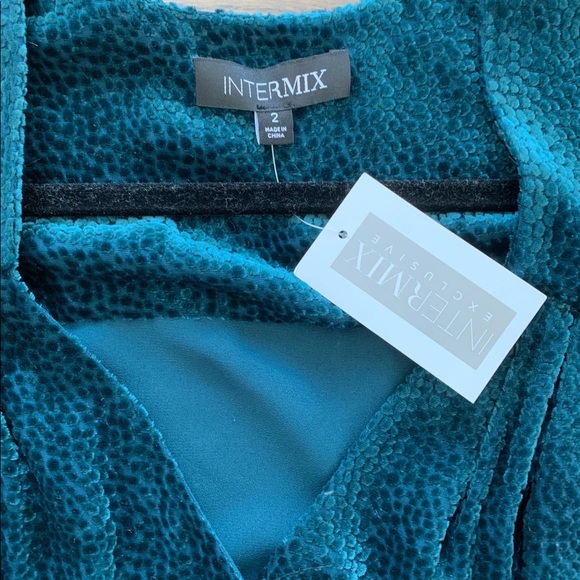 Intermix Dress - Picture 5 of 6